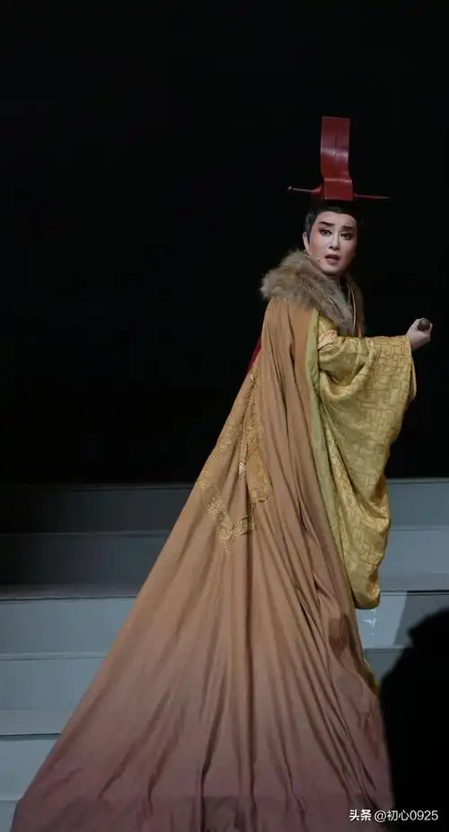 浙江小百花越剧团尹派蔡浙飞,曾经的"小茅威涛"如今的"蔡团"