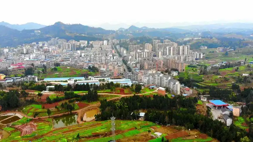 航拍重庆云阳凤鸣镇