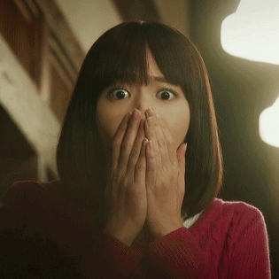 都弱爆了,我班有个同学,他每次以家里闹鬼要请法师去跳大神为理由请假