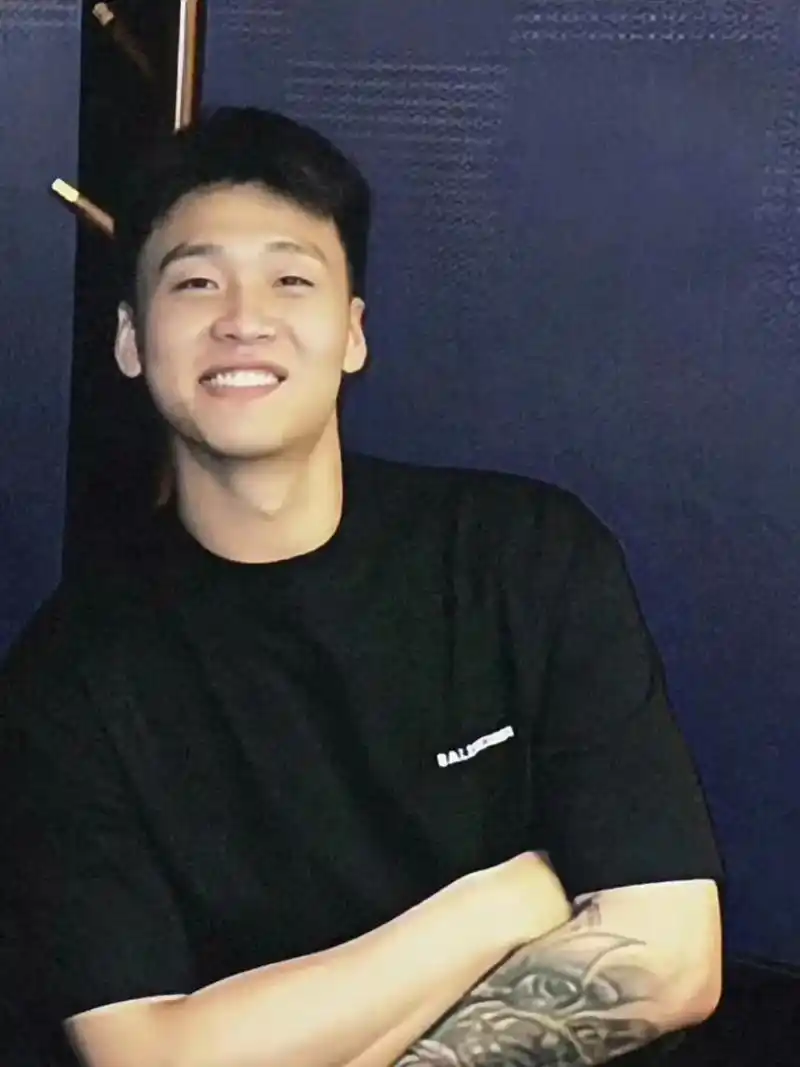 一些很喜欢的照片#赵睿 #广东男篮赵睿 - 抖音