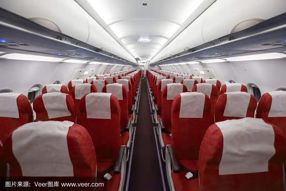 客机的内部