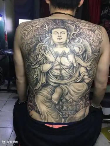满背普贤菩萨_纹身图案手稿图片_陈雅菲的纹身作品集