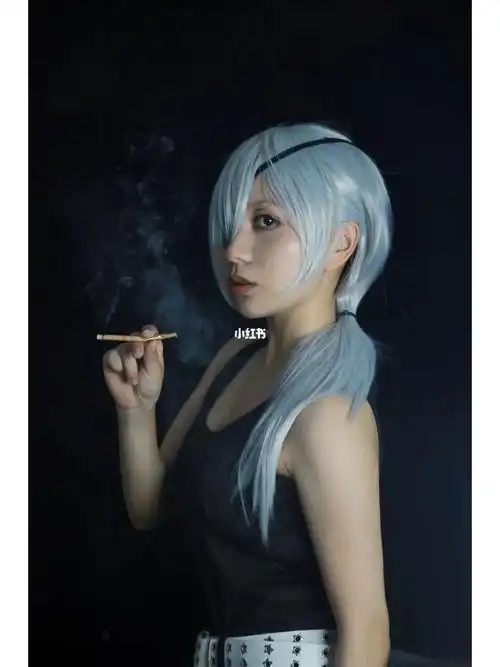 "今天好累啊,明天再上班吧"#坏女人  #电锯人cos  #cos  #电锯人光熙