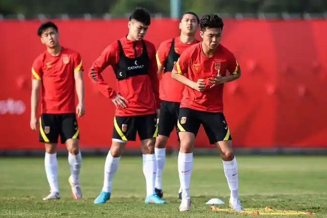 全华班大连人战平河南带来的思考国足战斗力低下因混子太多