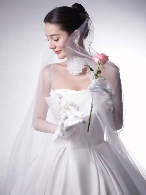 单人婚纱写真谁还没拍_西安_个人_未来的