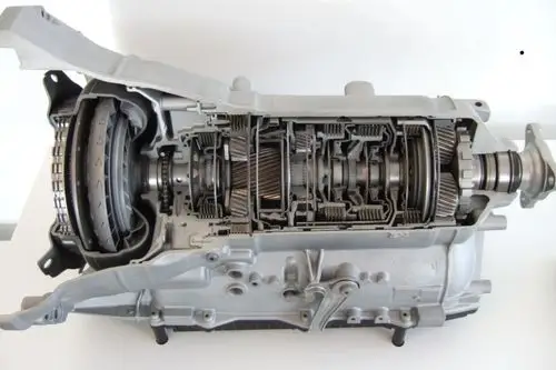 都无敌省油,丰田和本田谁的省油车更强?