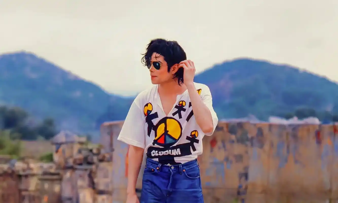 本期流行音乐之王高清壁纸系列:#迈克尔杰克逊 #视觉冲击 # - 抖音