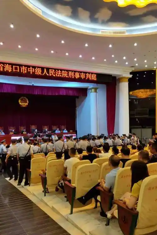 王世健等27人涉黑一案依法公开审判