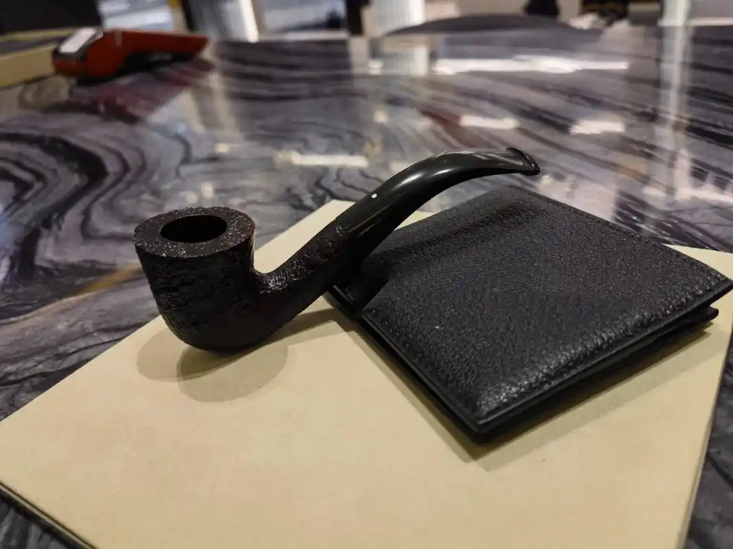 烟斗最新到店  登喜路 烟斗最新新到店 4114斗型 shell briar 坎伯兰