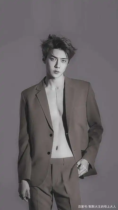 exo吴世勋腹肌照分享,别再假惺惺告诉我你只爱他的才华