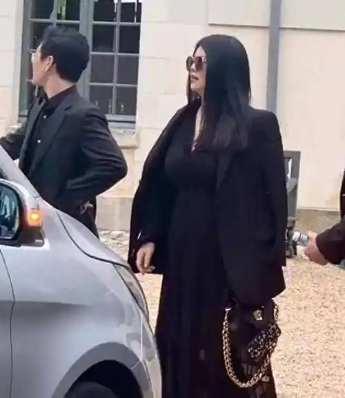 李湘近照发福严重,现身戛纳气场不输巩俐,手上超大钻戒抢镜!