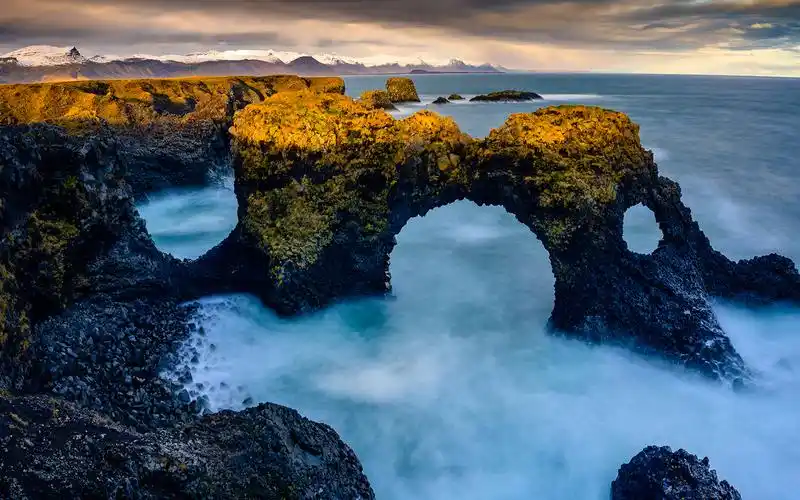 绚丽冰岛美景高清桌面壁纸高清大图预览1920x1200_风景壁纸下载_美桌