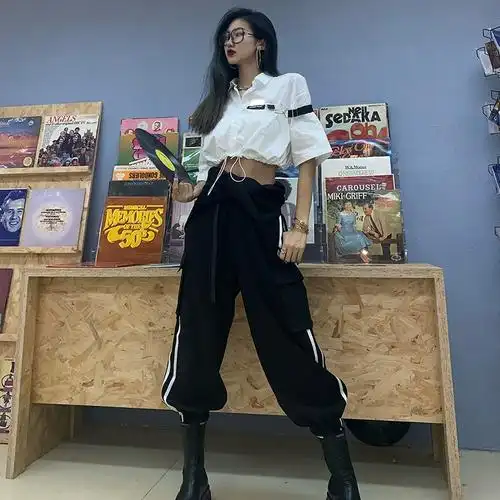 薄款t恤短款衬衫学生个性上衣女露脐高腰夏季潮酷ins超火短袖