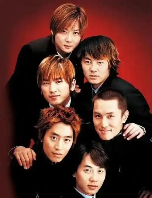 神话组合成员申彗星醉驾,睡在路中间,车子不是自己的,非常离谱