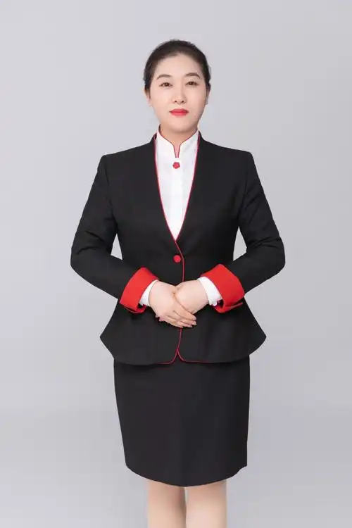 2004年,大学毕业的贾永红走进了中信银行郑州分行这个大家庭.