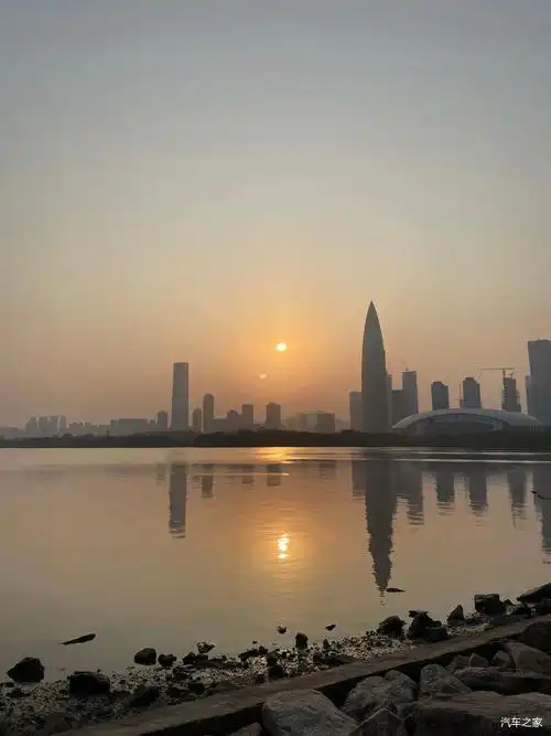 耀世来袭#深圳湾公园_腾讯新闻