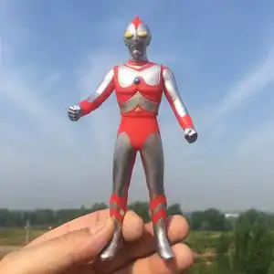 爱迪奥特曼软胶人偶 披风 斗篷 凹凸曼500系列可动超人儿童玩具