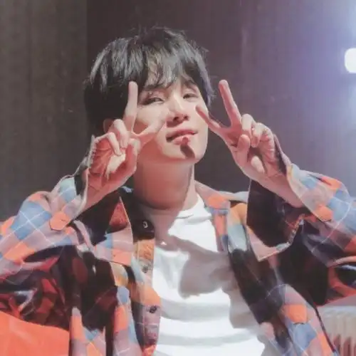 闵玧其头像 幸福牙牙乐 - 堆糖,美图壁纸兴趣社区