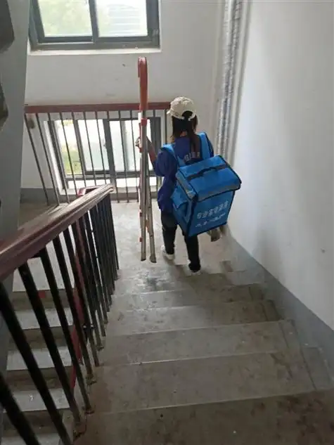 家政保洁,搬家,擦玻璃,打扫新装修后保洁