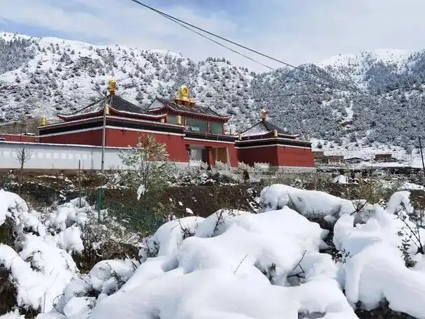 「多智钦寺」大密悉地光耀洲,是宁玛派龙钦宁提传承的两大寺之一