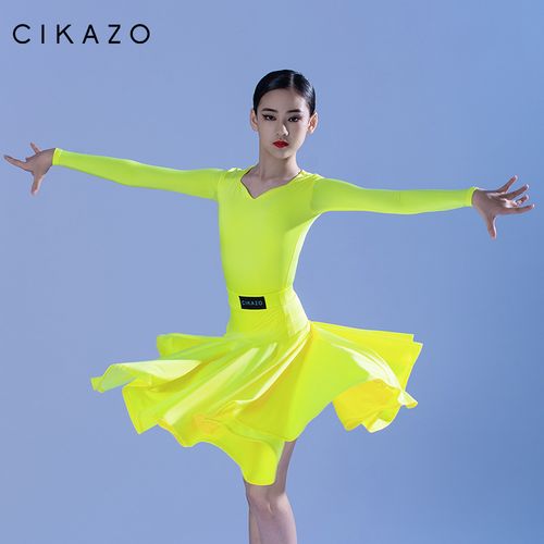 茜卡索品牌旗舰店新款女童拉丁舞标准比赛服装少儿国标舞蹈大摆裙