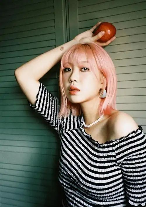 韩国说唱综艺迎来历史首个女性冠军!_李泳知_rapper_the