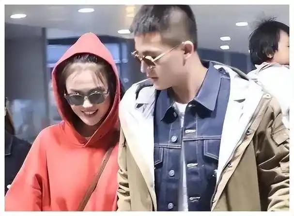 分手5年,看欧豪与马思纯的现状,才明白当年谢霆锋多有