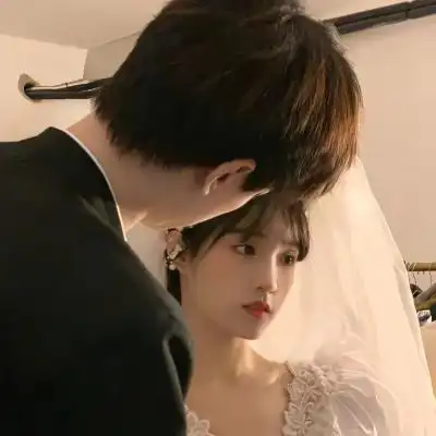 很浪漫恩爱的甜蜜精美情侣头像 优质浪漫到极致的高质量微信情头_情侣