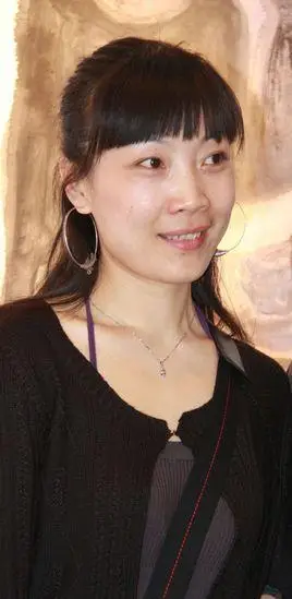 杨洋个人官网 .