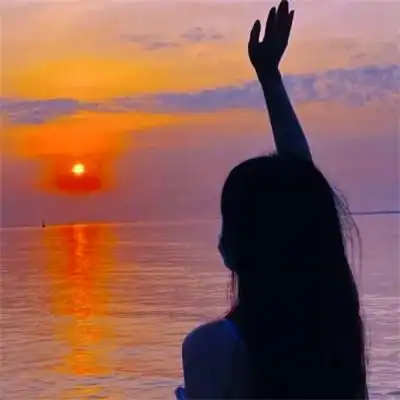 高级感背影头像女