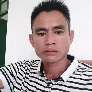 憨厚的80后头像