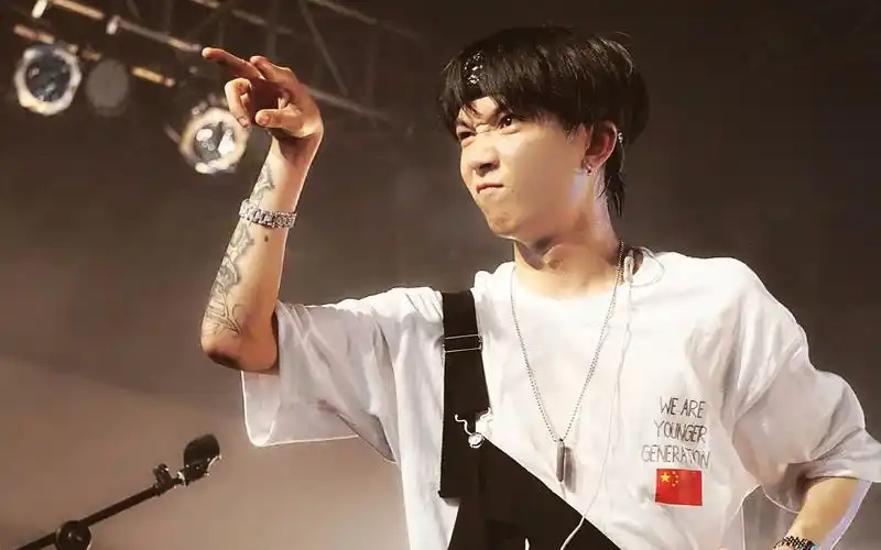 【tizzy t]《我哩套勒迈》未发布的抖腿神曲_哔哩哔哩_bilibili