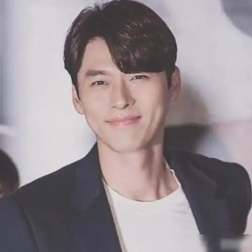 玄彬前女友,会五国语言!宣布新婚的国民女神姜素拉7个迷人之处