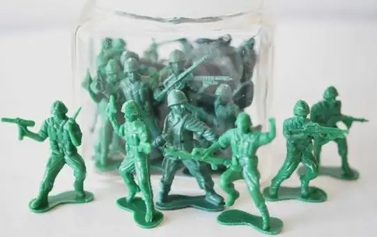 p>玩具兵(或称塑料兵人,兵仔),其定义为:一种一般高约3—5cm的,作为