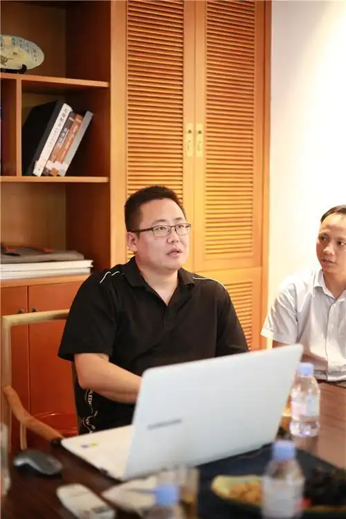 关于北京大佬闫京简介的图片及评论