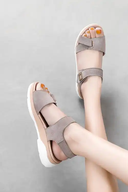 休闲凉鞋女休闲凉鞋女百搭