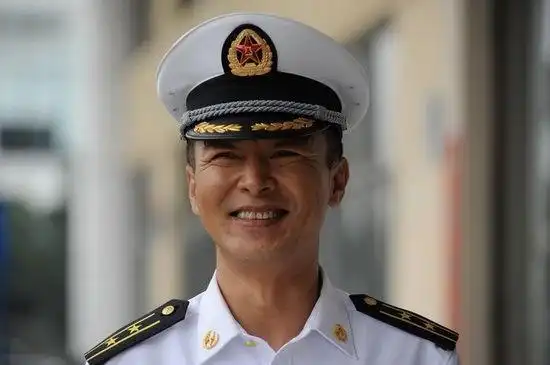 火蓝刀锋之向羽