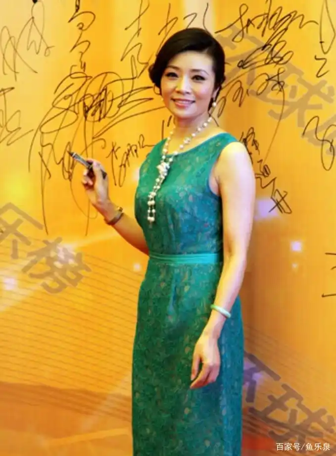 李丹阳:挖掘唱响"茉莉花",17次放歌央视春晚,人美歌美心灵美