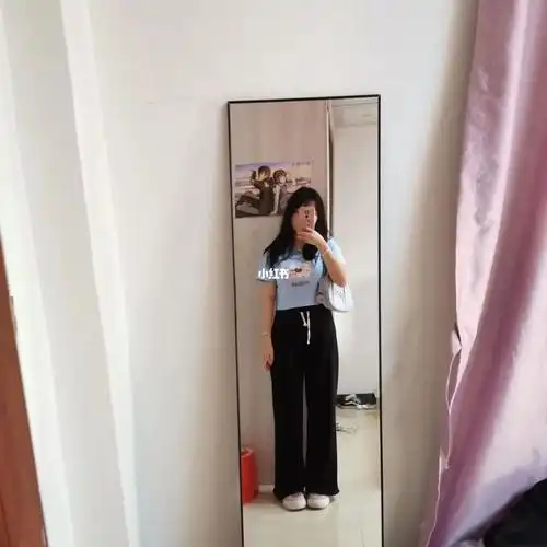 的很奇怪 所以问问小红薯的姐妹们有推荐吗 p2是我的身高(刚好一米五)