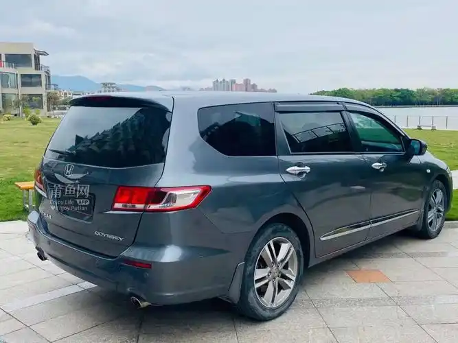 私家车本田奥德赛7座商务车转让