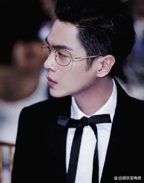 以瘦为美也要适度这8位遭过度减肥反噬的男星有点吓人