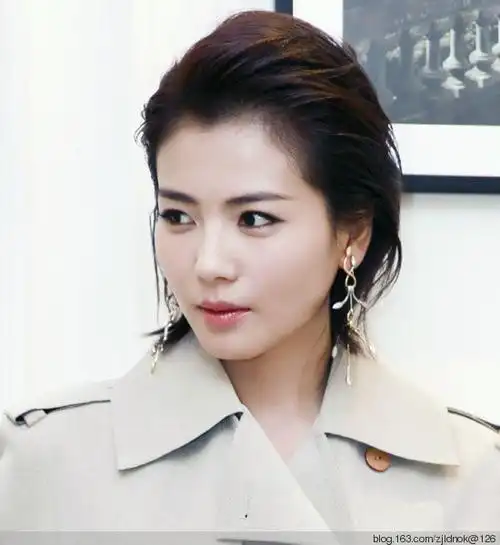 美女明星大头照2017