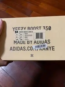 yeezy350灰橙,椰子350,购于nice特别鞋盒版本