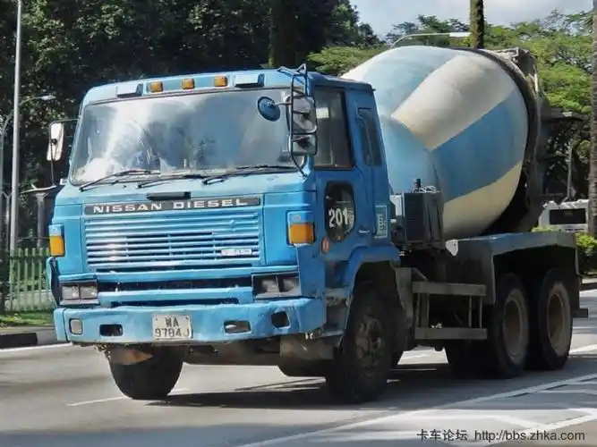 卡车论坛发几张原装日产柴ud resona,共贺论坛恢复!