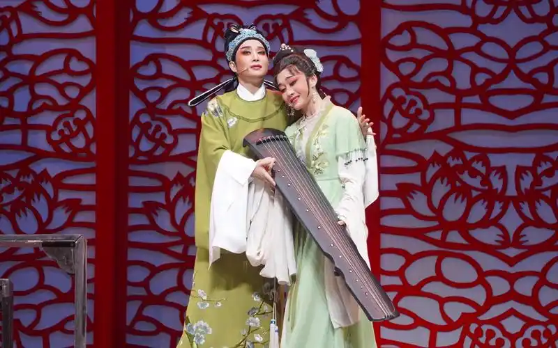 2020越剧春晚宁波站陆游与唐琬小红楼蔡浙飞章益清