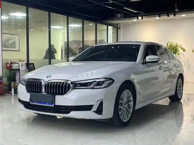 21年21款宝马525领先m运动