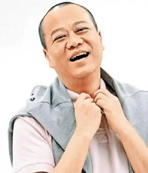 他是80后港剧的代表,人生最美的十年事业爱情错过
