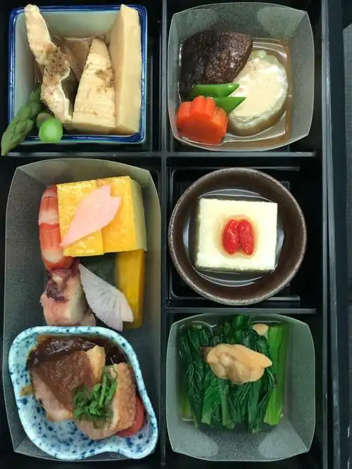 日航商务舱午餐