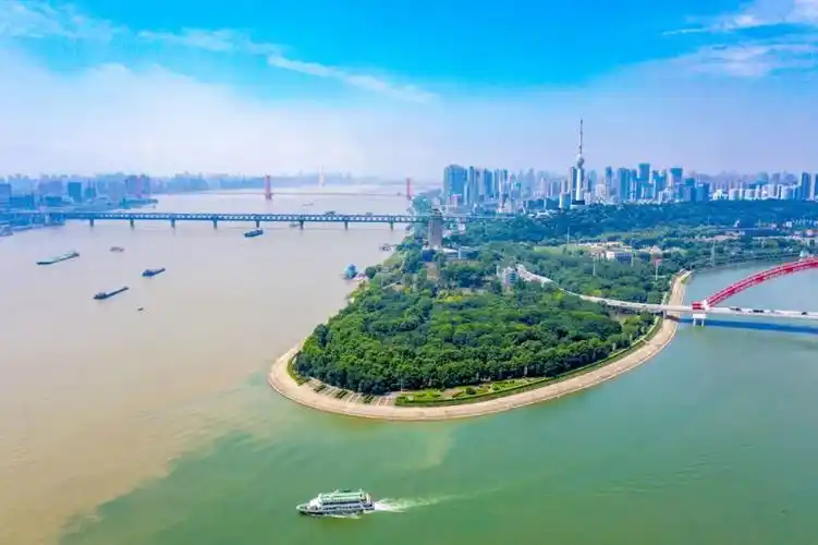 长江与汉江交汇形成的南岸嘴是中国的丹田所在