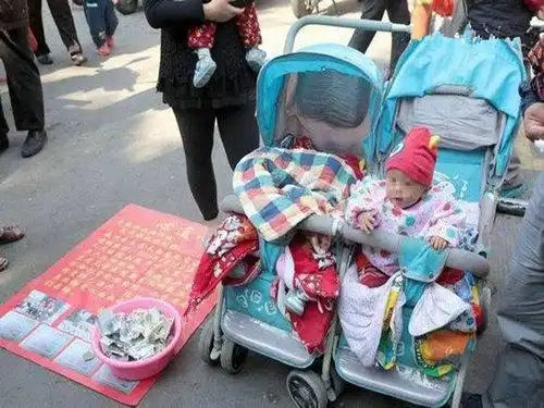 准妈妈们一般都会希望自己肚子里是双胞胎或者多胞胎,这样自己的孩子